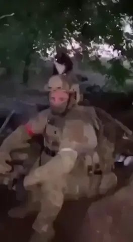 A Non-Standard Night-vision device on a Russian soldier. #Russia🇷🇺 #RussianArmedForces #RussianGroundForces #ArmedForcesOfRussia #Rus 