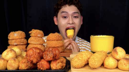 Crispy Corn Dog With Onion Ring Cheese Ball 🧀 MukBang! #asmr #asmrvideo #mukbang #bonggil #mukbangbonggil #asmrsegments #food #asmrfood #foodblogger #koreanfood #foodchallenge #eatwithbonggil #tiktokfood #foodvideo #foryou #fyp #foryoupage #fypシ゚viral #explore #yummy 