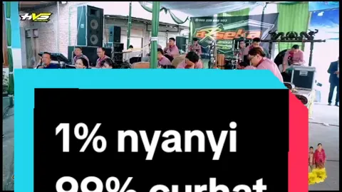 Tak kiro lagu jebule kisahku 🥺#arsekamusic #bgaudio_kejawentech #hvssragen #vidoe #viraltiktok #4u #fypシ゚viral #lewatberanda @Reva Revo 