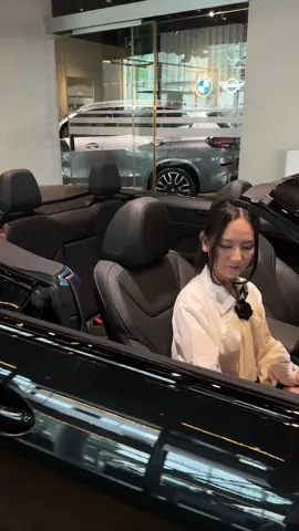 Seatbeltnya act of service banget 🥹 di julurin sendiri biar ga capek 🤣 #bmw #bmw430iconvertible #430i #trending #convertible 