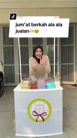 Replying to @askingaskaskask    nyoba jum’at berkah tema baru ala ala jualan gitu! asli seru bgt!! mau lagi!!:’) #Jigglyside #momsrecipesilkypudding #dessertviral