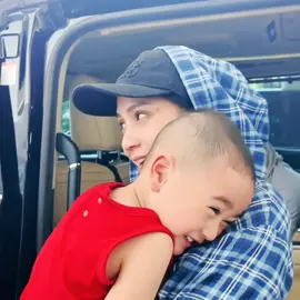 Padahal lagiii tibra , langsung bangun pas denger suara mamak nyaaa , rindu banget yaa jaaa 🫠🫶 #MasyaAllah #NagitaSlavina #Rayyanza #RayyanzaMalikAhmad #Cipung 
