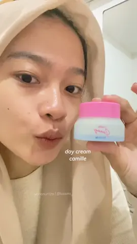 kalo mager makeup selalu pake ini 😍 @Camille Beauty #daycream #camille #skincareroutine 