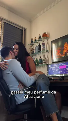Esse é o poder dos feromônios. 🔥😉 Link na bio! Siga @attracione  Envia para aquela amiga! ❤️ Nosso perfume possui feromônios em sua composição. Temos ajudado milhares de mulheres a ficarem mais atraentes e cada vez mais confiantes. Siga nosso perfil e acompanhe nossos lançamentos. #fyp #viral #perfume #mulher #autoestima