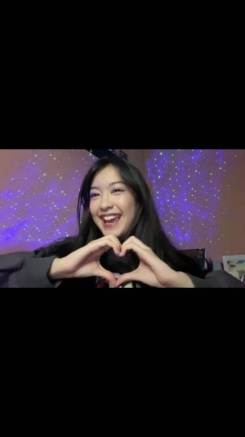 SHOWROOM Greesel - Greesel : aku sayang banget sama kak arif, kak arif maafin aku ya. 🤣 #greeseljkt48 #jkt48 #jkt48newera #showroomjkt48 