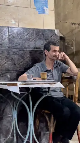 #هموم_الرجال_لا_تحملها_الجبال  #الشعب_الصيني_ماله_حل #قاعد_بيفكر_ع_القهوه