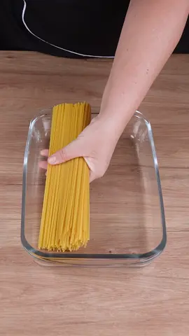 I learned this with a friend from Italy! From now on I only cook spaghetti like this #cooking #Recipe #quickrecipes #cook #pasta #dinner #viral
