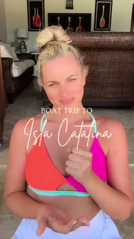 Come with me on a boat ride to spend the day on nearby Catalina Island.🛥️💦 #vacation #vacationmode #vacay #sightseeing #dominican #boat #boatride #catamaran #island #catalina #daytrip #rockpaperscissors #MomsofTikTok 