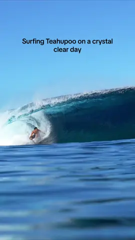 Some crystal clear barrels and waves surfed at Teahupoo in Tahiti #fyp #foryou #waves #surf #surfing #ocean #beach #bigwaves #tahiti #teahupoo 