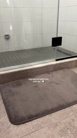 it’s the little upgrades that make me so happy 🤍 @MONDANO’s stone bathmat is a 10/10 🤩 use code KYRA10 for $$ off your order #amazonfinds #bathroomdecor #bathroomupgrade #bathmat #stonebathmat #mondano #EcoFriendly #sustainableliving #homedecor #ecofriendlyproducts #amazonbathroomfinds #amazonhomedecor