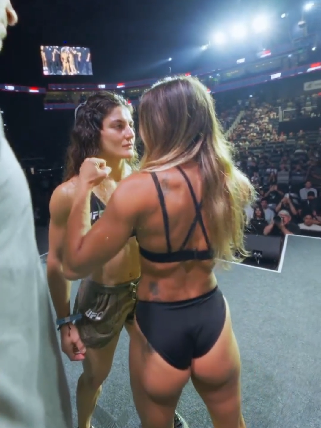 It's A Mackenzie Dern Fight Week! 👀 🍑 #mackenziedern #UFC #ufcabudhabi #ufcwomen