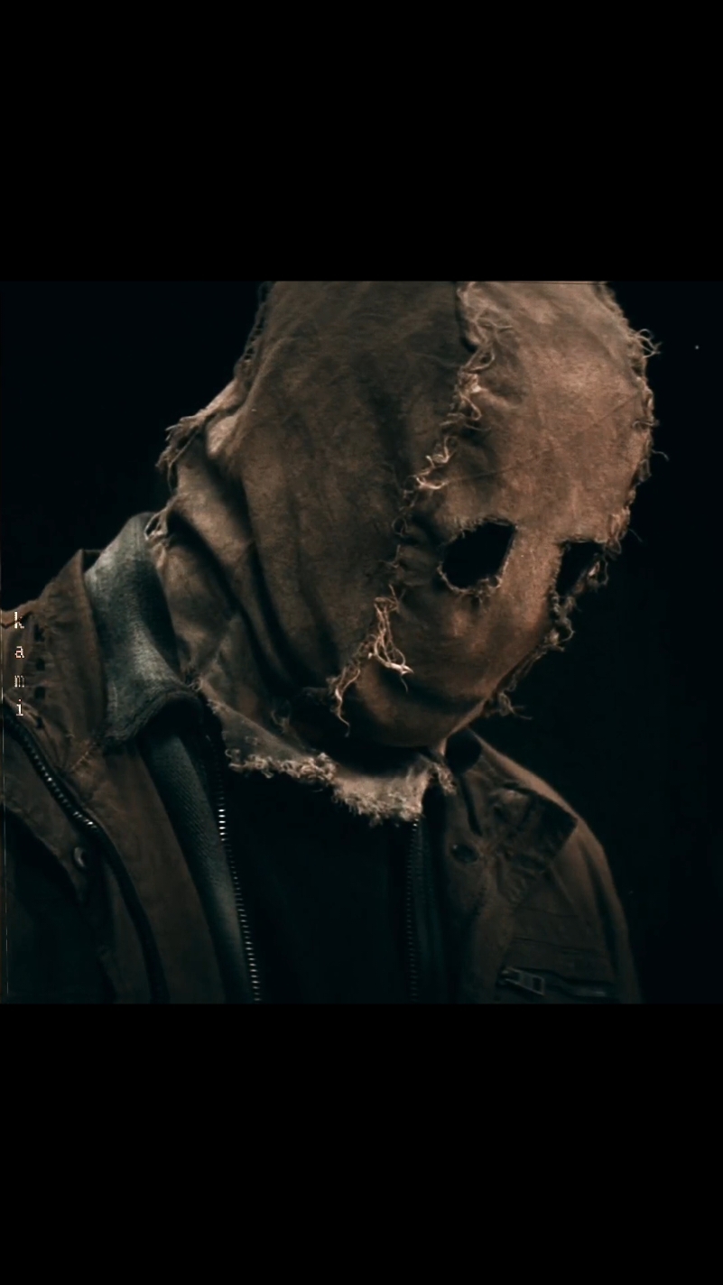 He's very😋😋#thestrangers #thestrangerspreyatnight #thestrangerspreyatnightedit #thestrangersedit #slashersedit #slashers #horrortok #killer #horror #fyp #horroredit #edit #foryou #maskedman #themaninthemask 