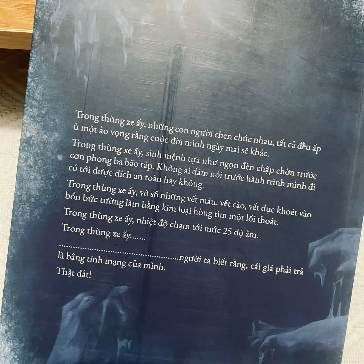 Sách 25 Độ Âm của tác giả Thảo Trang #changdangsuy #changkhongsuy #chóichang #LearnOnTikTok #sách #sáchhay #sáchhaynênđọc #25doam #thaotrang #nxbphunu #tetolangdianguc #ngucungnguoichet #keanhon 