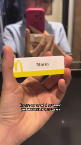 No seáis como yo 😂 #mcdonalds #mcembajadores #empleo #perfeccion #chapa #nombre #diary 