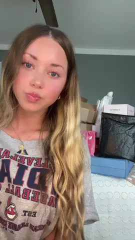 FAVORITE TIME PR TIME📦 #influencer #grwm #getreadywithme #grwmvlog #MakeupRoutine #makeupproduct #trendingproducts #trend #trending #Vlog #pr #haul #prhaul #gifted #viral #fyp #foryou #clothes #jewelry #skincare #makeup @COVERGIRL @IT Cosmetics @YSL Beauty @SAINT LAURENT @Provence Beauty @beautystat @KVD Vegan Beauty @EVRY JEWELS 