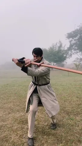 Girar Espadas? #medieval #rpg #artesmarciais #guerra #historia #luta #espada #berserk 