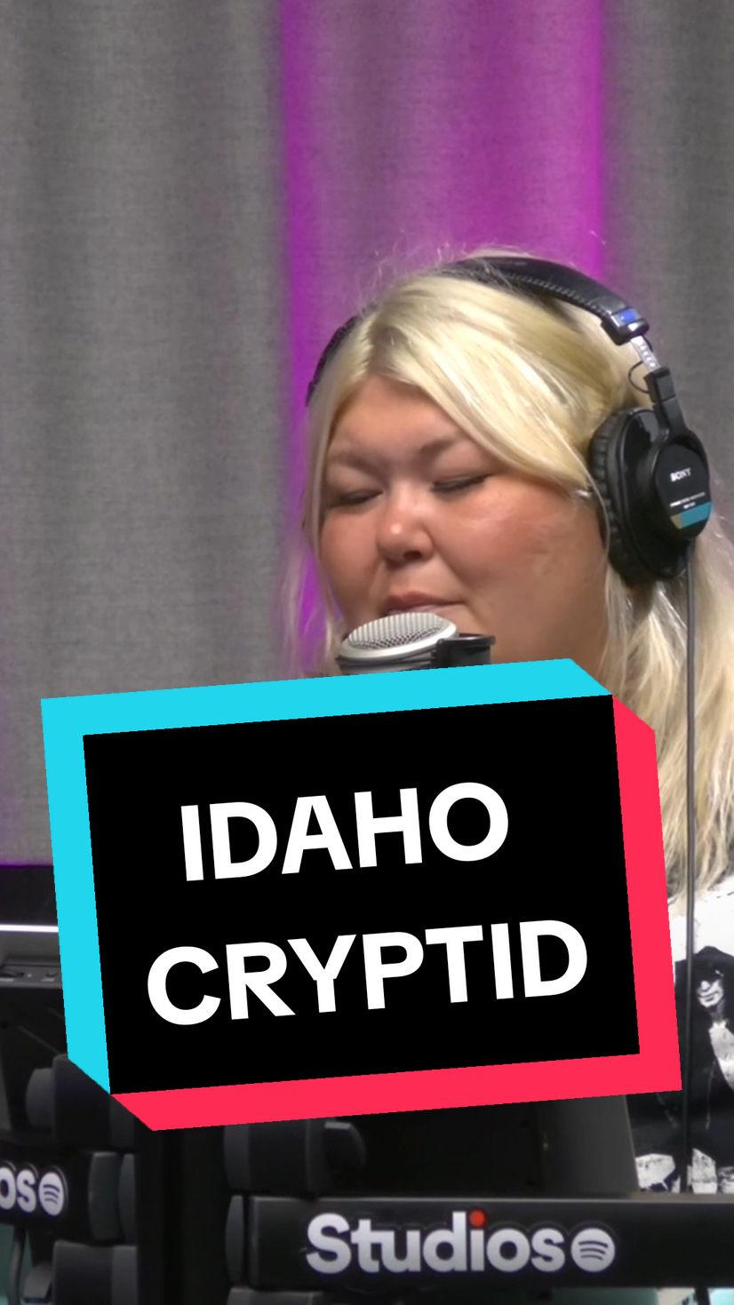 what did she see...??? #ghosthuns #podcastclips #idaho #cryptid #dog #creepy 