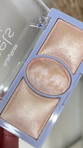 Paleta de iluminadores viral da linha Feels Mood Ruby Rose #paletadeiluminadores #iluminador #feelsmood #feelsmoodrubyrose #iluminadores #rubyrose #rubyrosemakeup 