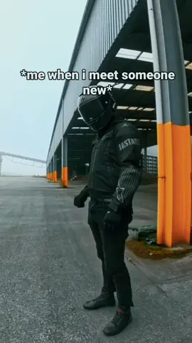 can't do this with booktook girls they are crazy 💀 #bikes #fypシ #fyp #video #bikelife #viraltiktok #biker #grow #foryou #foryoupage #viral #bike #motorcyclesoftiktok #motorcycle #kawasaki #ducati #honda #bmw #yamaha 