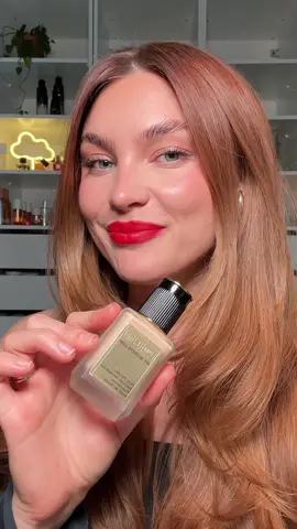 ✨✨✨ The RADIANT @Autym wears Skin Fetish: Sublime Perfection Foundation in shade 