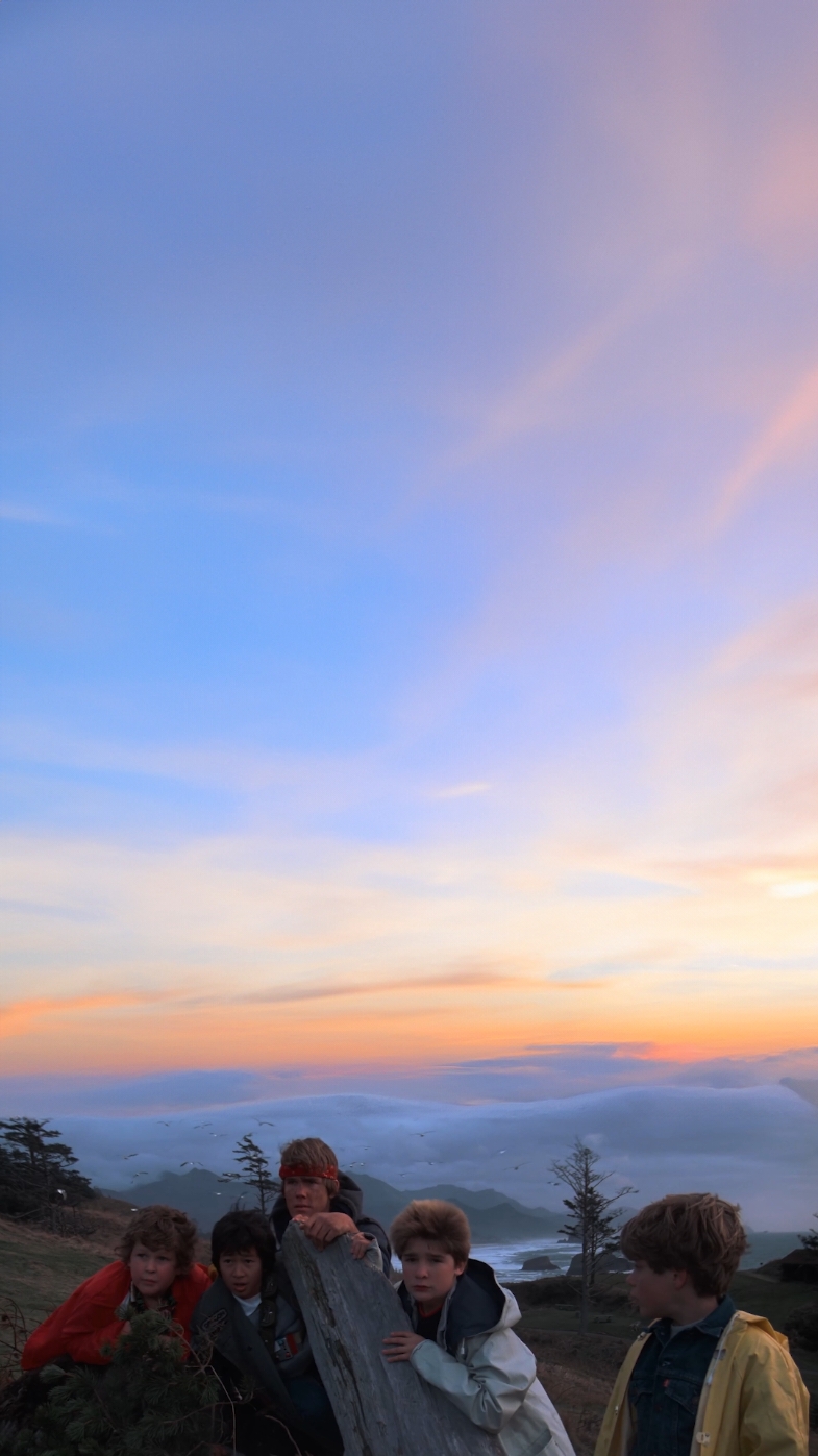 The Goonies filmed vertically  #thegoonies #movies #films #Love #friendship #fyp #fypage #fyppppppppppppppppppppppp #tiktok #fypp #fypviralシ #heyyouguys #nostalgia #nostalgic #80s #beautiful #cinema #filmedvertically #outro #m83 #viralsounds #trendingsounds 