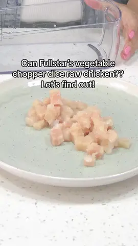 Don’t let its name fool you, Fullstar’s vegetable chopper can also dice raw meat to help all areas of your meal prepping! #founditontiktok #kitchengadgets #mealprep #vegetableslicer #vegetablechopper 
