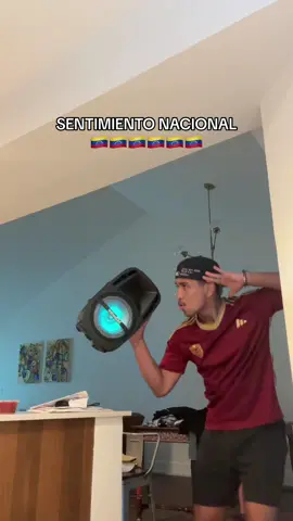 se que mis hermanos venezolanos que estan en venezuela los estan bloqueando so lo menos que puedo hacer es subir vainas que no pueden hacerlo por miedo a que los busquen🫂🤍🇻🇪 #venezuela #venezuelalibre 