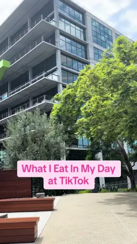 #lifeattiktok #lunch #comewithmetowork #workvlog #workfood