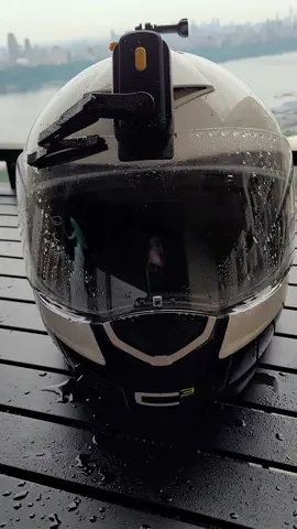 SUPER NOVIDADE! LIMPADOR DE PARA-BRISAS PARA CAPACETE! #moto #mptorcycles #new #NOVIDADE #viral #fyp #capacete #motoadventure #motoadventures 