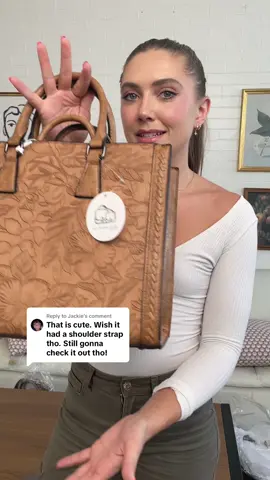 Replying to @Jackie which way would you wear it most? 🌺💼 #hibiscusbag #workbag #matchingset 