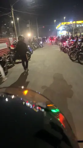 Noturno 🎉🔥.   . . . . . . . . . . . . #graudemoto #f800r #grauéarte #desacato #fuganapolicia #noturno #noturnosp #bmw 