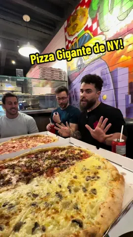 tirei o @Guilherme e Felipe do carro e fomos comer Pizza de NY • 🍕🗽 Pizzaria: Vito’s NY R. Dr. Melo Alves, 293 - Cerqueira César, São Paulo - SP #pizza #ny #pizzaria #comida #comendo #restaurantes #restaurantesp #sp #saopaulo #sãopaulo #fy #fyp #foryou #foryoupage 