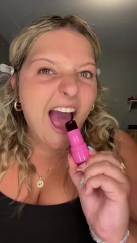 pinkalicious!!! i love!!☺️☺️💖🎀💋🤭💖 (you have to use a brush tho!!) #milkmakeup #jellyblush #milk #milkjellytint #jellytint @milkmakeup #blush #blushtok #stain #makeup #makeuptok #makeuptutorial #makeupreview #review #isitworthyourmoney #blushhack #fyp #foru #foryou 