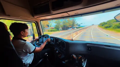 Lái xe biết nhiu năm rồi mà giờ mới đi được cái đoạn đường nó đẹp như gì ????