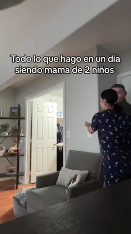 😀la verdad hoy estuve de grandiosisiiiimo humor! (‘No siempre pasa) mi esposo estuvo todooo el dia trabajo, y a mi hoy me quedó estar en casa! 