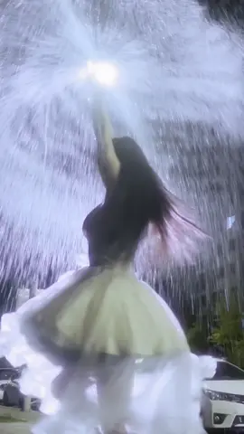 一瓶水的浪漫The Romance of a Bottle of Water！#cindy #soonent #fyp #一瓶矿泉水的快乐 #逆光拍照 