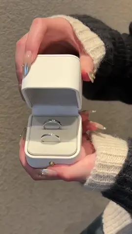 The cutest gift ive ever received... 🥹 #missu #missucouplering #jewelry #couplering #missujewelryph #fyp #missujewelry #promisering #missuring #fypシ #gift 