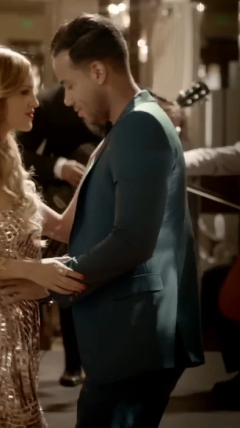 Romeo Santos - Propuesta Indecente . . . #romeosantos #propuestaindecente #fyp #lovehistory #THERETURN 