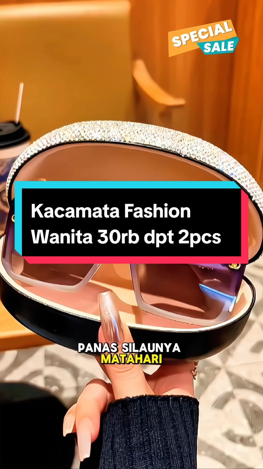 Membalas @idatatang123Promo Kacamata Fashion Wanita Anti Radiasi 30rb dapat 2pcs COD Bun. #kacamatawanita #kacamatafashionwanita #kacamataantiradiasi #kacamatagaya #kacamataantisilau #belilokal #tiktokshopindonesia 