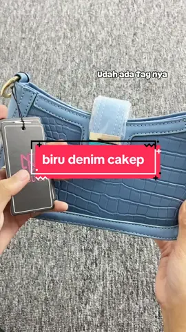 lucu banget buat ootd 😩🫵🏻💙 #tasnasuya #tashangout #taswanita #handbag #fashion #shoulderbag #taskorea #inspirasiootd #OOTD #cantikbanget 