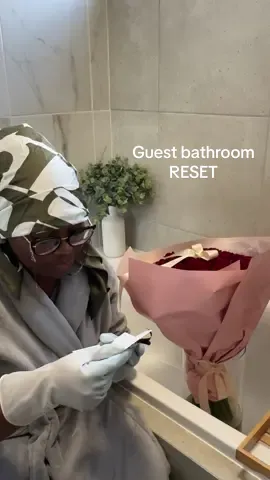 Oh, next i am going to beat my face & prepare the welcone platter.🤭 #gracemondlana #morning #matcha #hosting #CleanTok #reset #bathroomcleaning #thanksgiving #preparation 