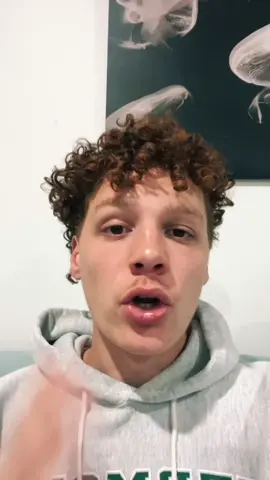 Check la description 👀.. À force de faire du contenu sur Insta ou TikTok, je me suis aperçu que beaucoup de créateurs, ou tout simplement beaucoup de gens qui voulaient se lancer, n'avaient pas les codes de viralité que je possède. Et donc, j'en ai parlé à un ami créateur, avec lequel on a décidé de tout vous partager :) En 2024, TikTok est une opportunité incroyable pour se dégager un revenu supplémentaire ou vivre grâce à la monétisation. Malgré cela, beaucoup de monde ignore encore comment parvenir à ce résultat. Donc, on vous a préparé une formation 100 % GRATUITE sur le sujet. Si tu veux la recevoir, envoie-moi « Skool » en DM insta et je te l'enverrai 🔥