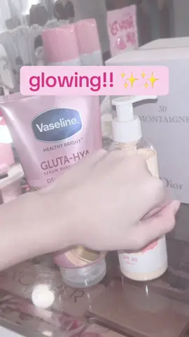 This is the part 2 of how I lighten my skin in one month!! Thank you so much for watchinggg💖 #BeautyTok #beauty #foryoupage #fypシ゚viral #wonyoungism #pink #aesthetic #aesthetic #whitening #lotion #mydreamskin #glutahya #lotionviral #dewyradiance #capcut @MY DREAM SKIN PH @My Dream Skin 