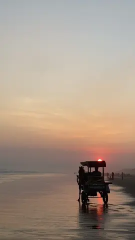 aku, kamu dan senja dipinggir pantai suatu saat nanti #pantaijogja #parangtritis #parangkusumo #fyp 