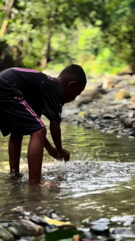 AKADEMI SEPAK BOLA FLORES UNITED UNIT NANGABA (ENDE)  #floresunited #floresunitedfc #fypシ #fyp #ntt #duniabola #sepakbola  @leonel messi @Messi @leone messi 