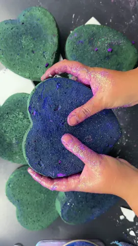 Vibrant NEON Purple Hearts!! #asmr #asmrcommunity #oddlysatisfying #satisfying #viral 