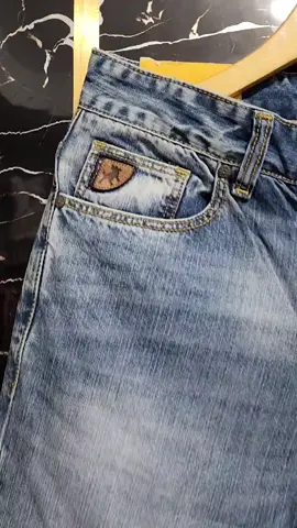 biru tua ganteng banget bos ku jeans lois original🥰😍 #fyp #lois #loisoriginal #loisjeans #fypditiktok #viralvideo #belilokal #jenslois #fypp 