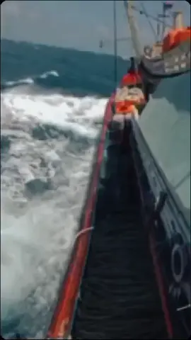 montang manting ombak e #nelayan #beranda #savecantrang #tegal #tegallakalaka #tegalkotabahari #fypシ゚viral #viralvideo 