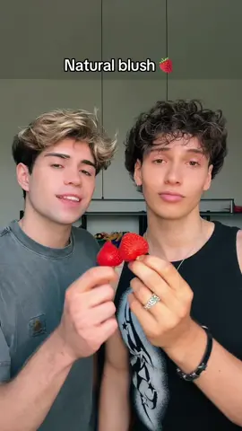 These strawberries were juicy af🍓 @Benji Krol 