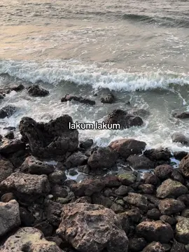 #CapCut kau kau, aku aku #fyp #trend #4upage 